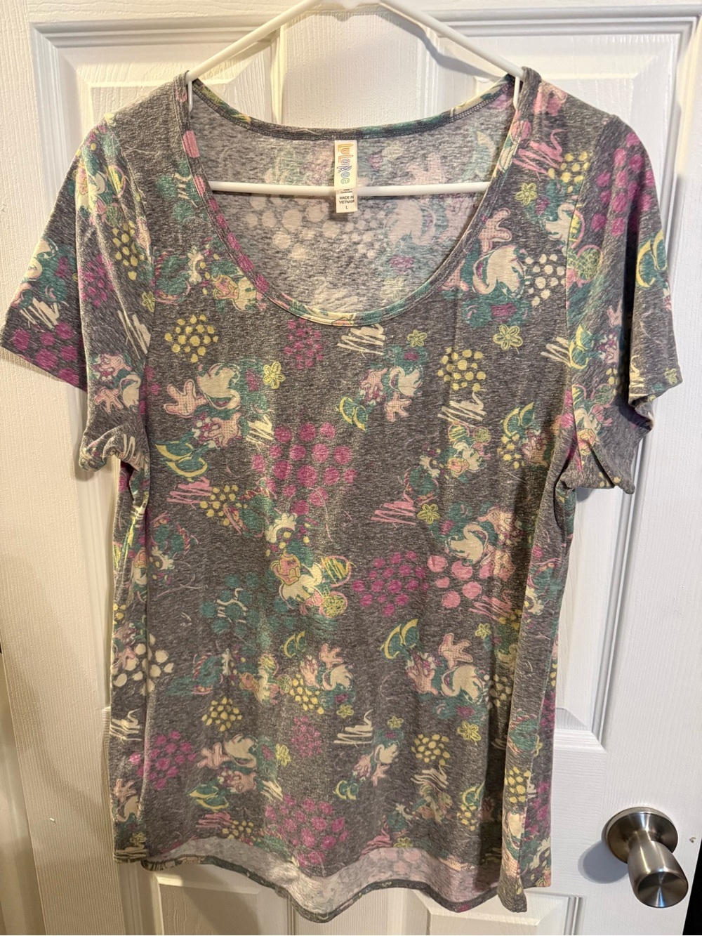 LuLaRoe Minnie Mouse Print Tee